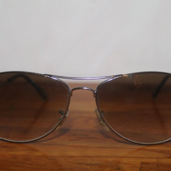 Authentic Ray-Ban Cockpit Pilot Aviator Sungasses with Case Unisex No scratches - Picture 8 of 10